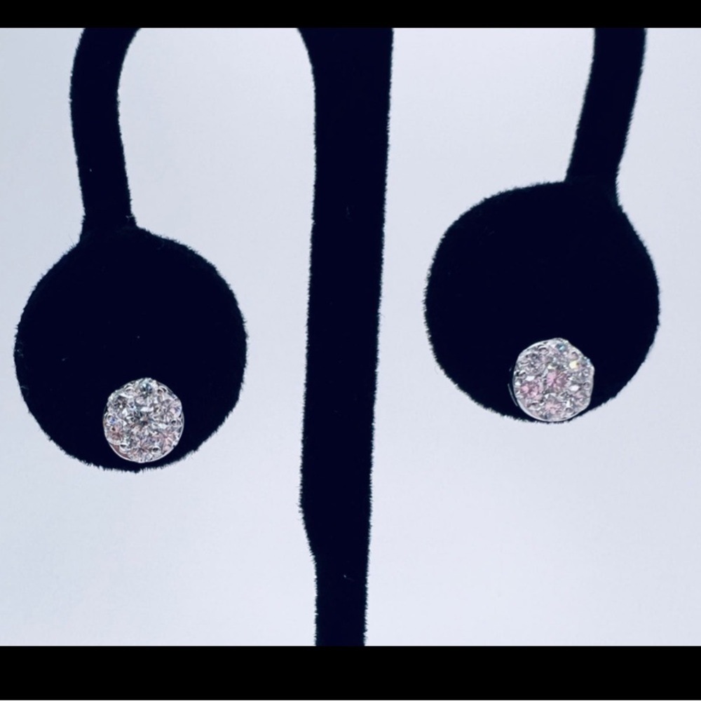 14K diamond earrings. Diamond solitaire setting studs